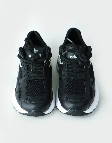 کتونی adidas