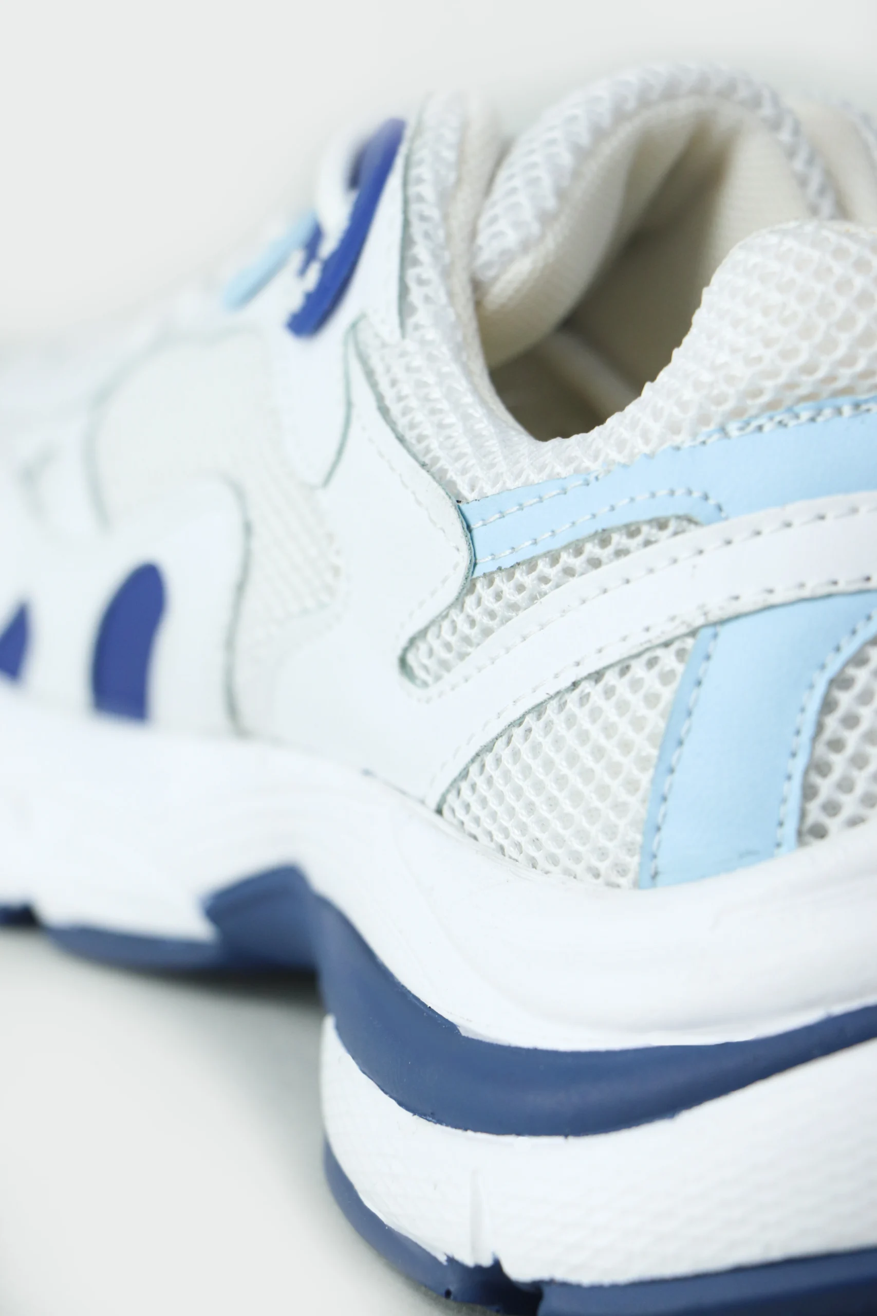 کتونی adidas 10 کتونی adidas - تصویر 10
