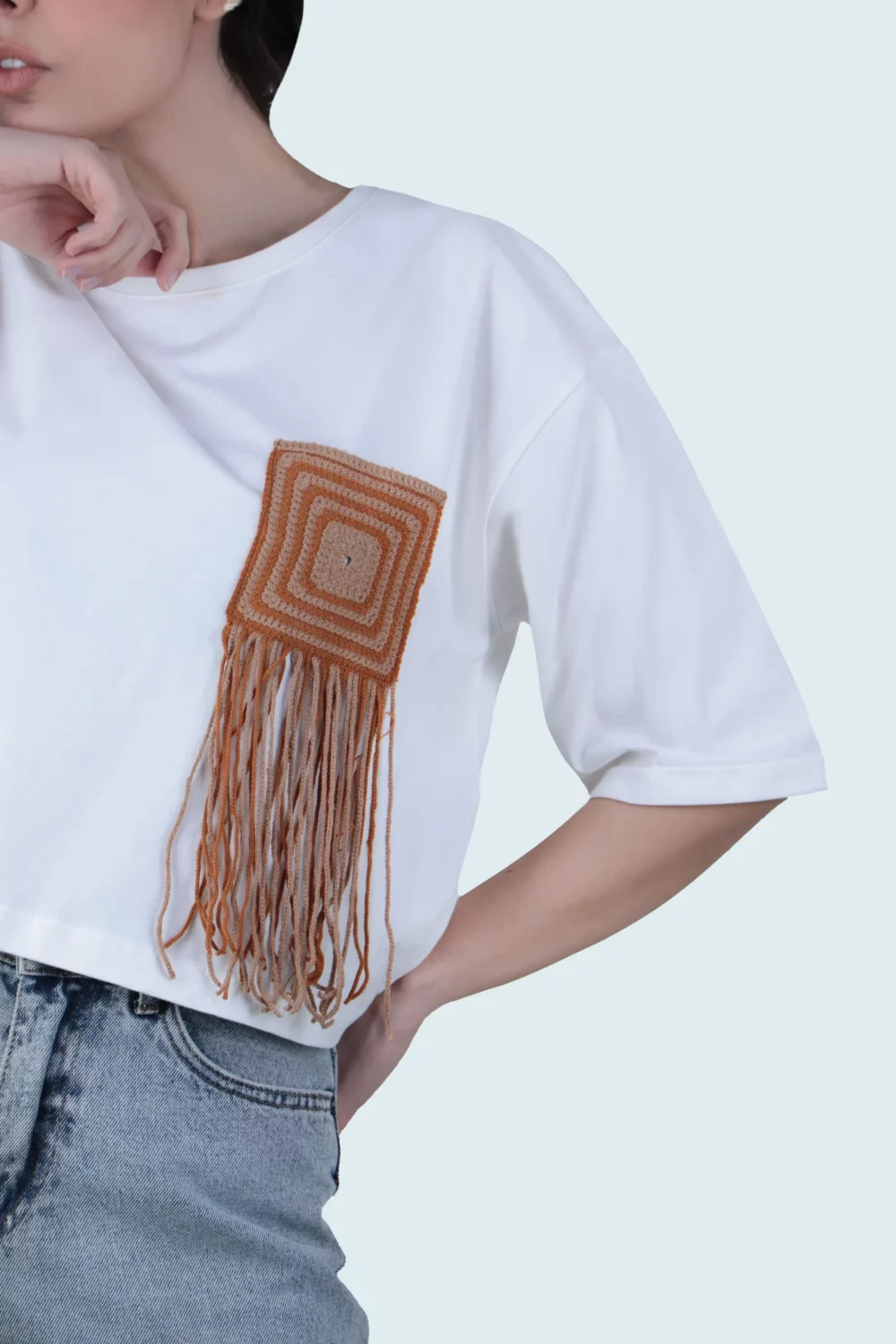 تیشرت گلدوزی مربع - Image 2